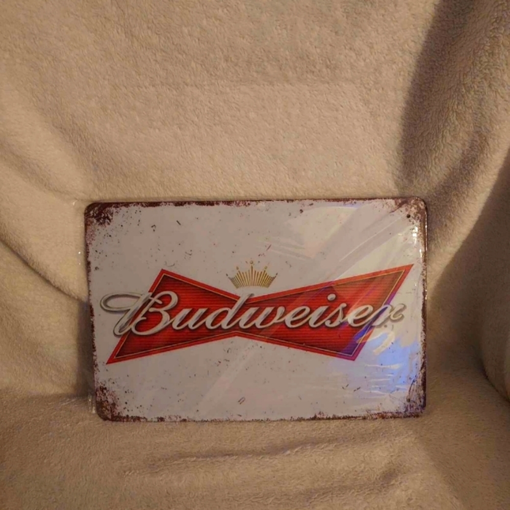 Beer tin sign